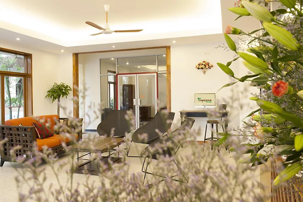 Tropicana Hotel Να Τρανγκ 3*,  Βιετνάμ