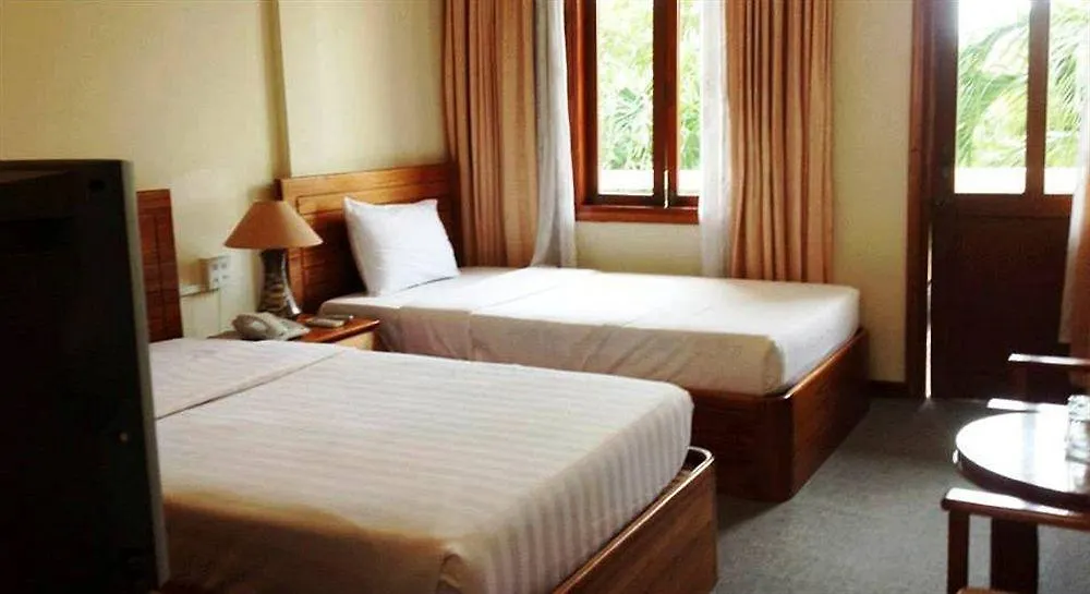 Tropicana Hotel Να Τρανγκ