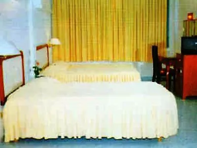 Tropicana Hotel Να Τρανγκ 3*,